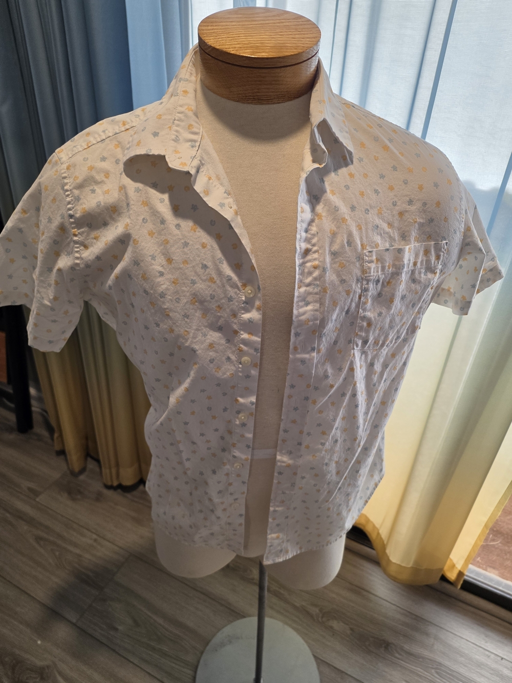 Goodfellow & Co Target Slim Fit Floral Citrus Star Button Down Shirt White Mens